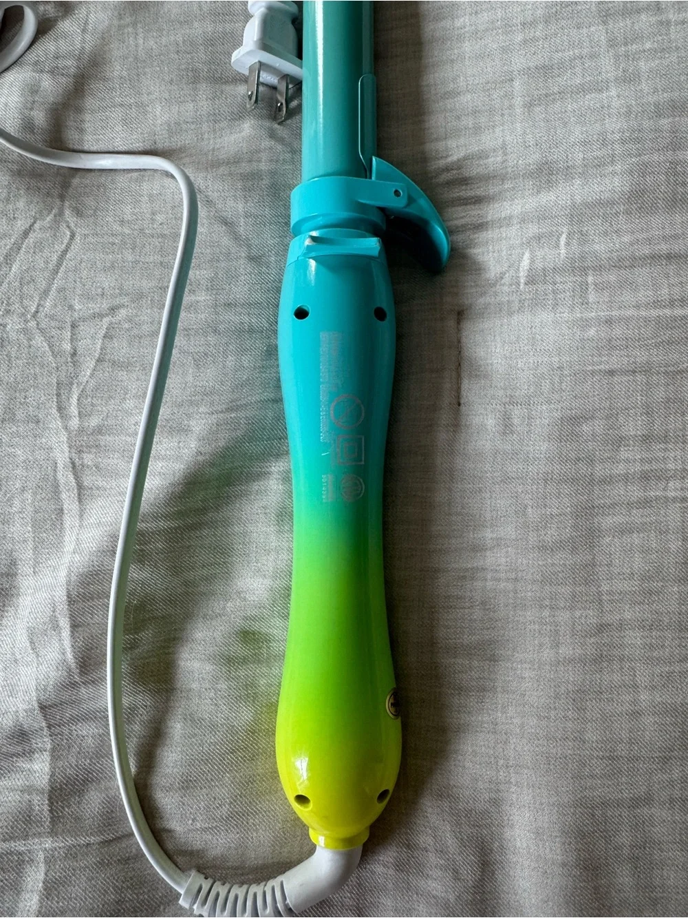 Beachwaver B1 Neon Rotating Curling Iron 1" Barrel Ocean Ombré Ltd Edition - Picture 3 of 3
